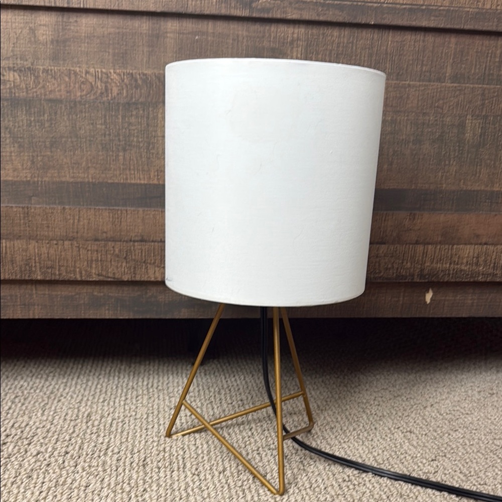 Cute, gold and white, lamp (some minor flaws)
